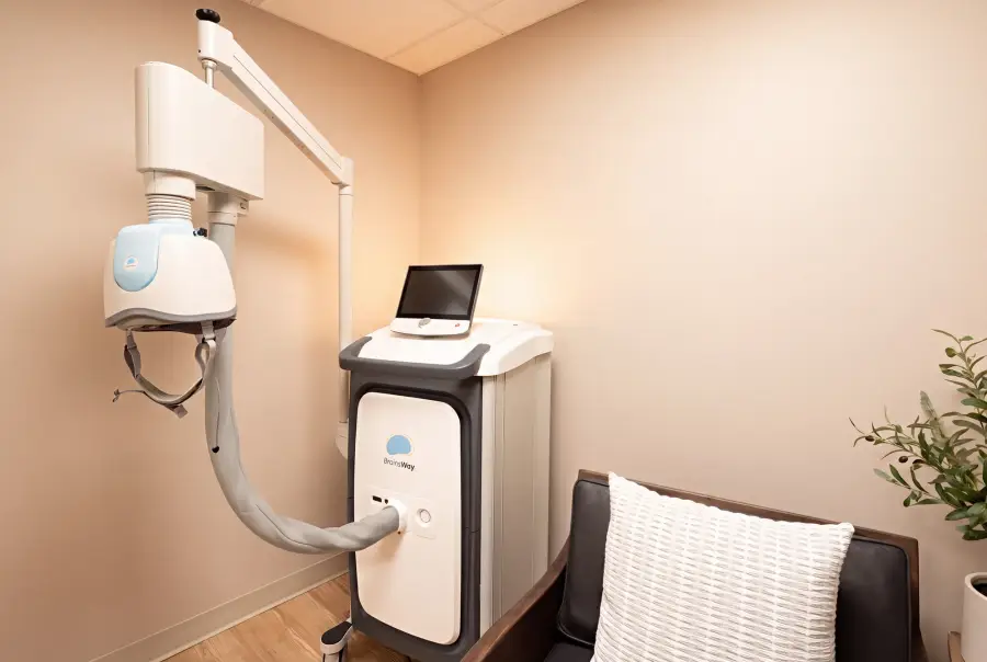 Close-up of the TMS device